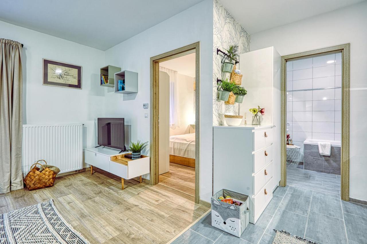 Harol Home & Bike Fertőrákos Exteriér fotografie