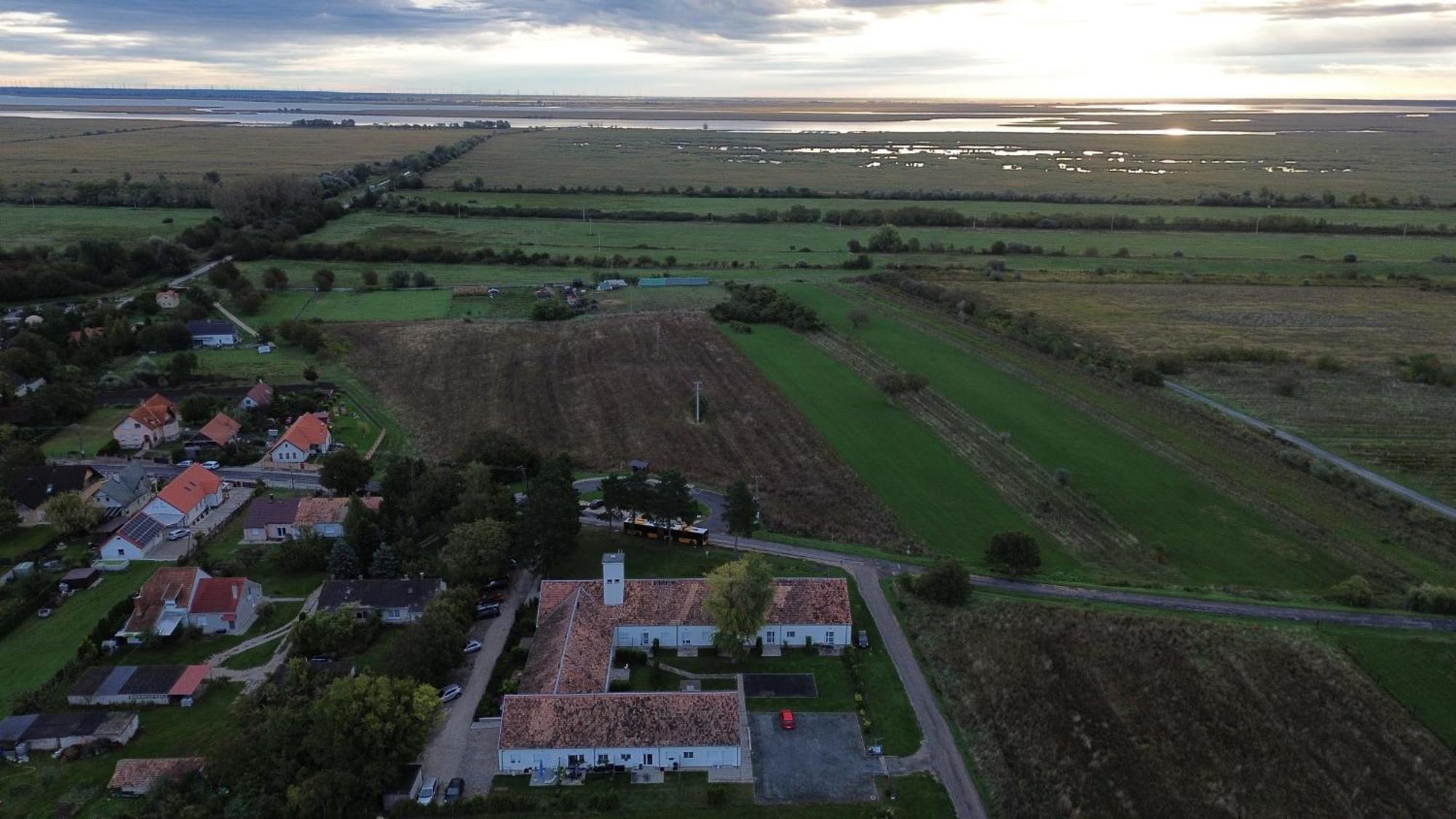 Harol Home & Bike Fertőrákos Exteriér fotografie